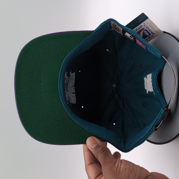 Starter| NWT Vintage Charlotte Hornets Blue Sports Cap Leather Metal Clasp - Picture 8 of 10